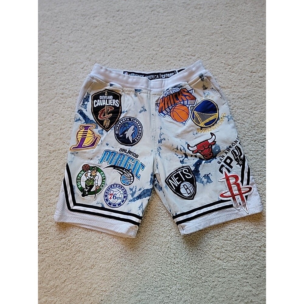 NBA Basketball Heritage America UNK Denim Shorts Mens Large White Bleached